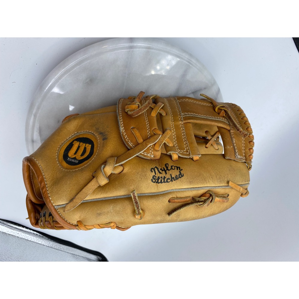 Wilson A9820 SB Special Baseball Glove 12 Inch Tan Leather Triple Lock Web RHT